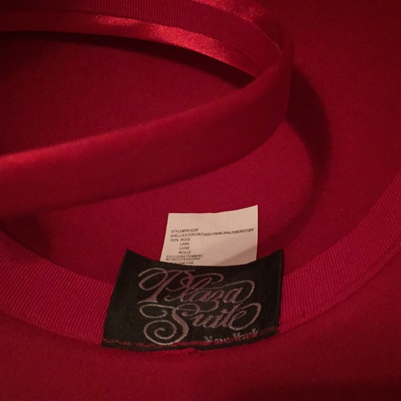 Hat - Picture 3 of 4